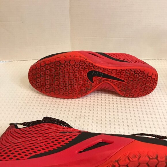 NIKE MENS HYPERLIVE SNEAKER SIZE 11.5 - Picture 7 of 9